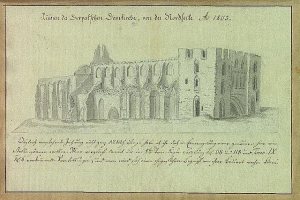 Ein detaillierter Entwurf einer verfallenen Kirche in Deutschland mit kunstvollen architektonischen Details wie Fenstern, Bögen und Säulen, vor einer grünen Landschaft, begleitet von beschreibendem Text auf dem Papier.